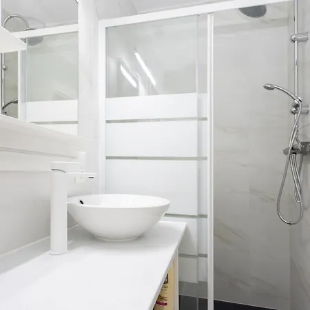 & Gothic Center Apartment *
